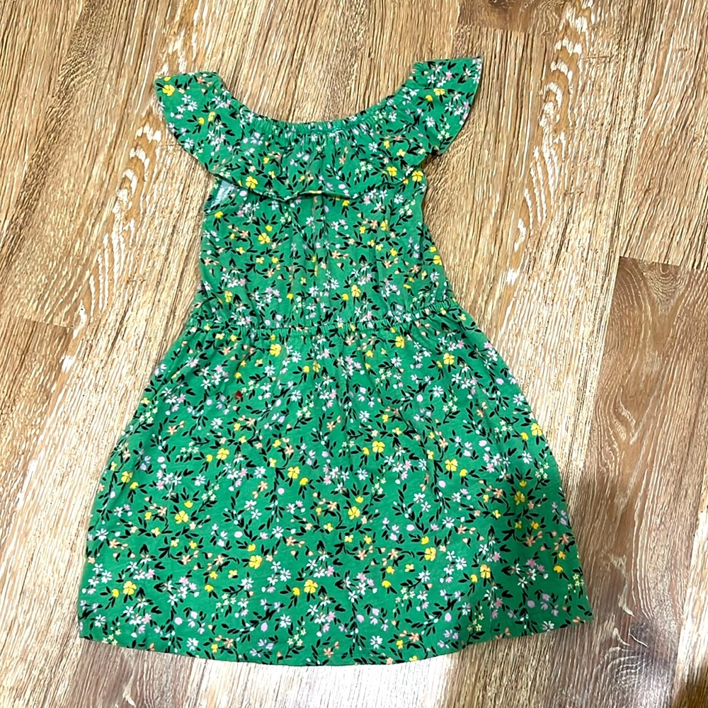 Girls ditsy floral green soft cotton dress size 5/6